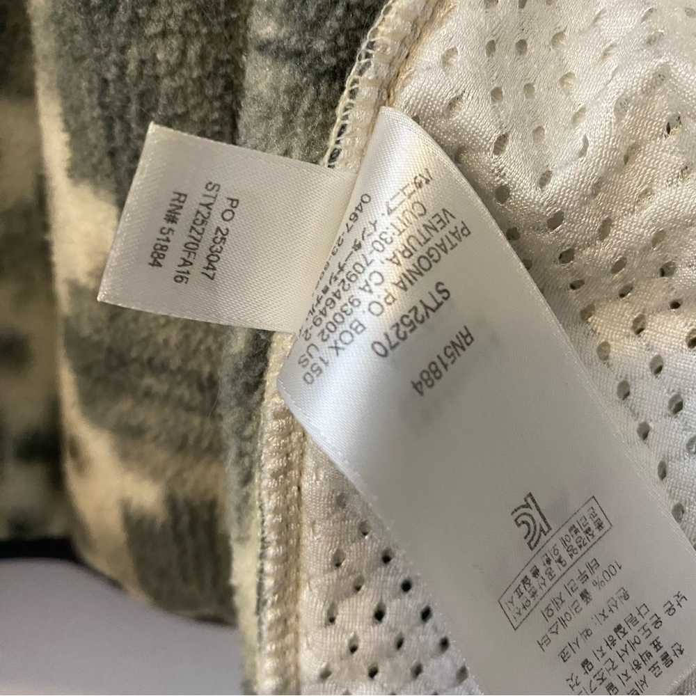 Patagonia Synchilla Fleece Jacket Women Medium Southwestern Aztec Print Full Zip - Picture 2 of 6